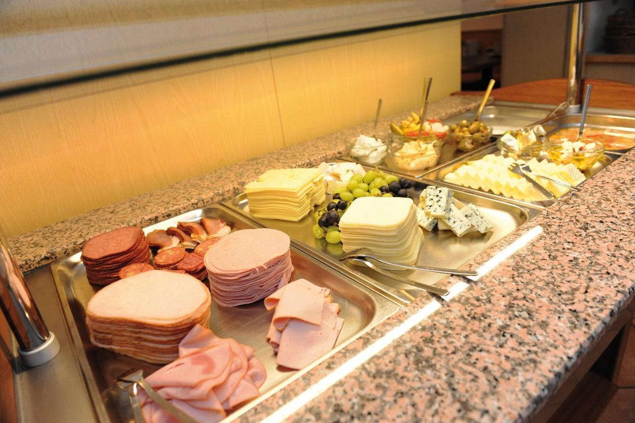 Gaestehaus Standardhaus Bed & Breakfast Saalbach-Hinterglemm