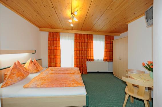 Gaestehaus Standardhaus Bed & Breakfast Saalbach-Hinterglemm
