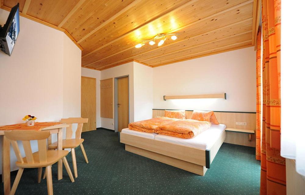 Bed & Breakfast Gaestehaus Standardhaus Saalbach-Hinterglemm